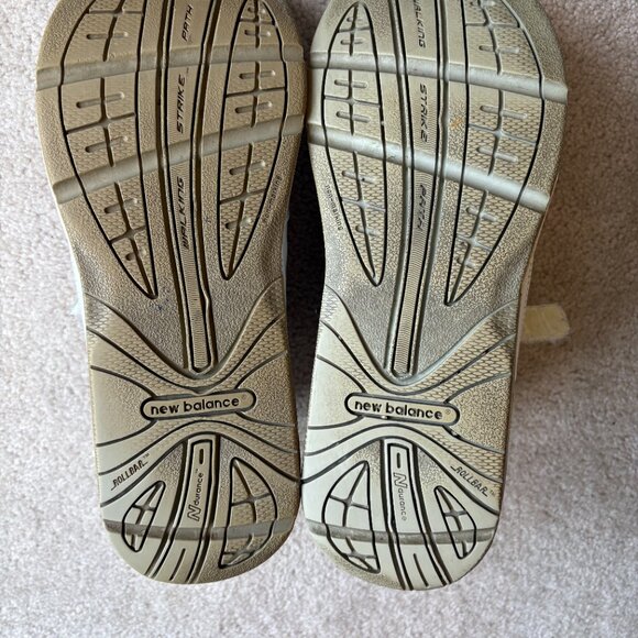 New Balance 927 Women's Walking Shoes Size 10.5 White Dual Strap WW927VW - Picture 8 of 10